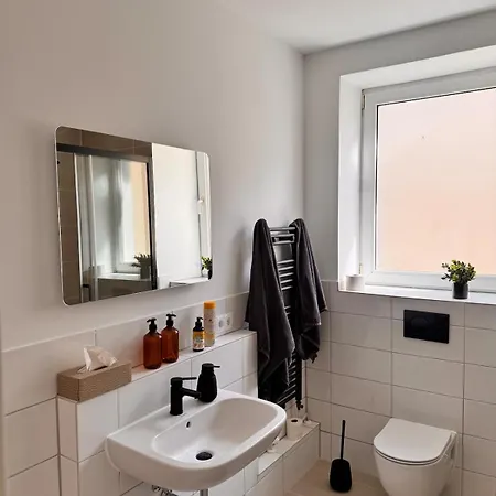 New Premium - Familienfreundlich, Parkplatz & In Wassernaehe Appartement